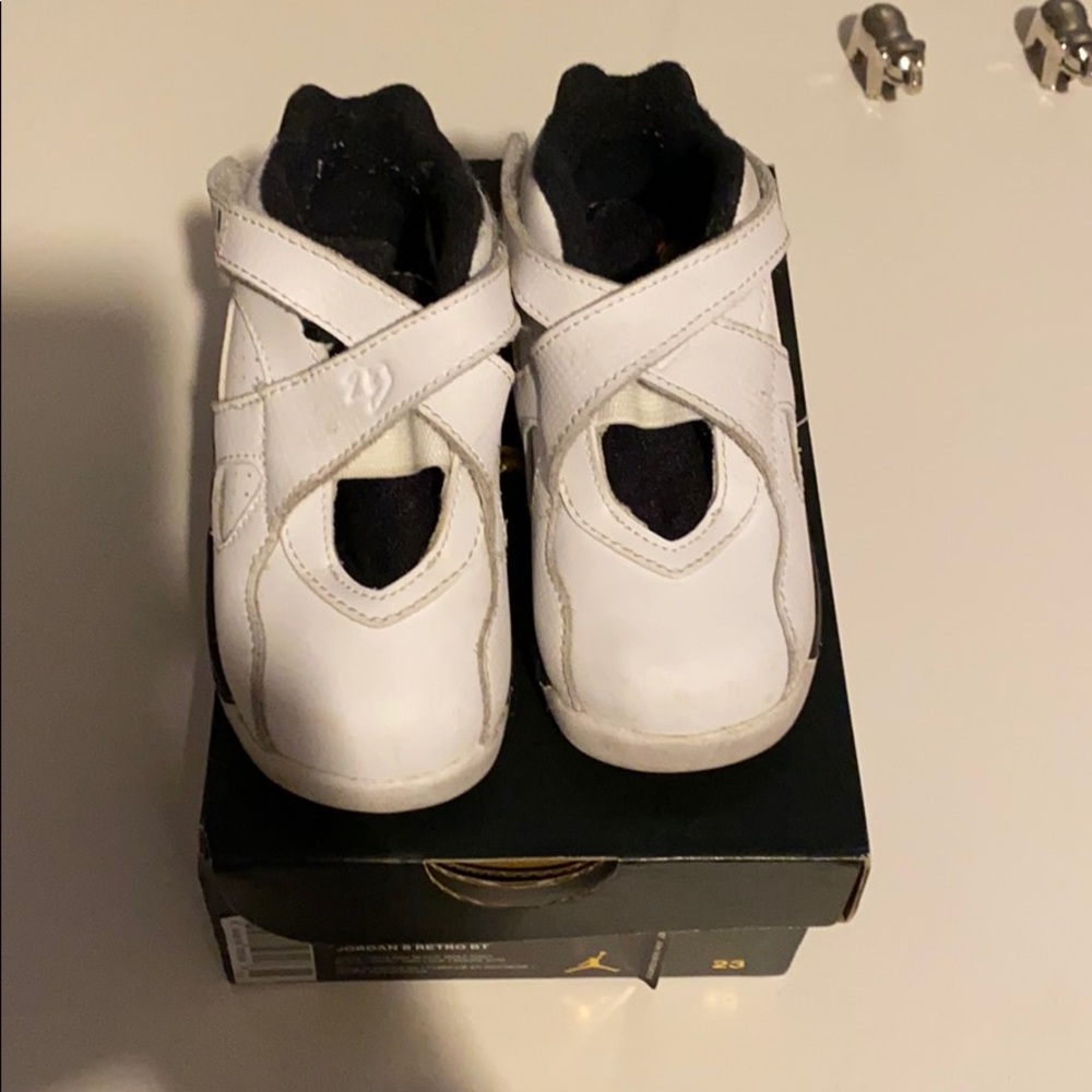 Jordan 8 Retro